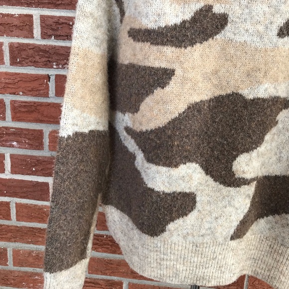 Anthropologie Moth Brown Tan Camo Pullover Sweater Size Small - Picture 10 of 12